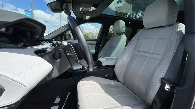 Land Rover Range Rover Evoque 2023