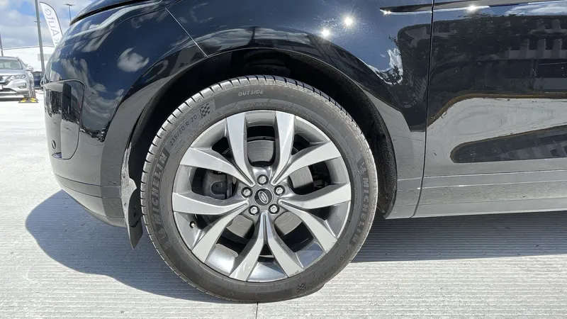 Land Rover Range Rover Evoque 2023