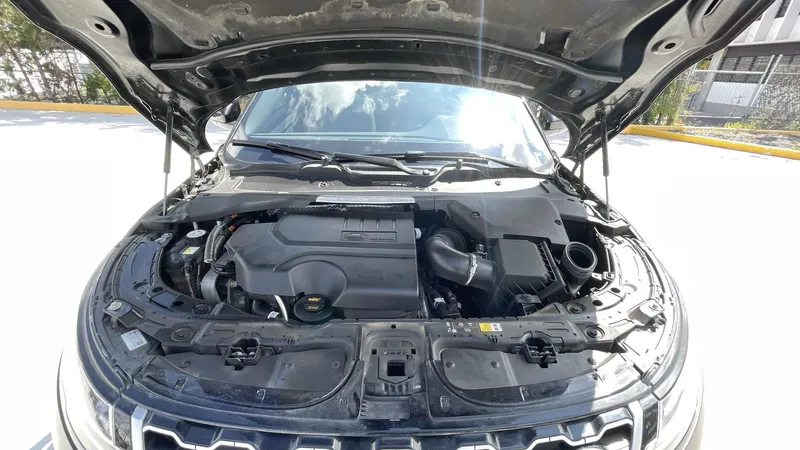 Land Rover Range Rover Evoque 2023