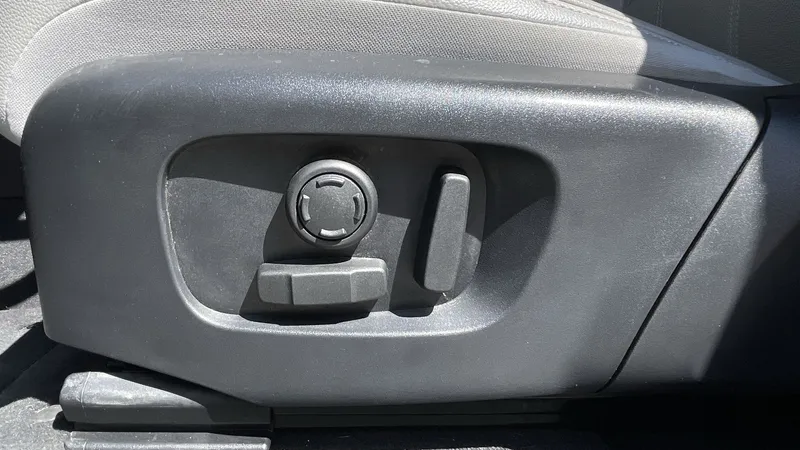 Land Rover Range Rover Evoque 2023