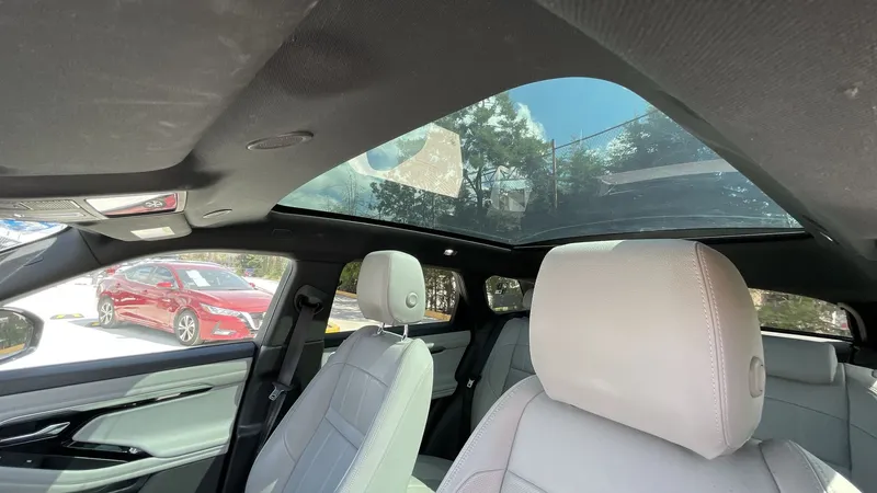 Land Rover Range Rover Evoque 2023