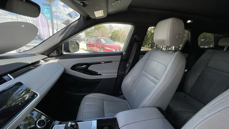 Land Rover Range Rover Evoque 2023