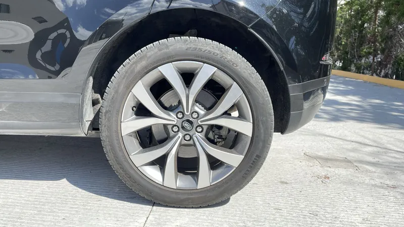 Land Rover Range Rover Evoque 2023