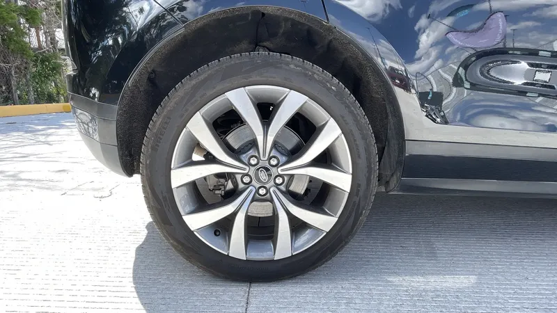 Land Rover Range Rover Evoque 2023