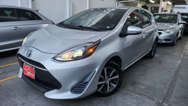 Toyota Prius C 2018