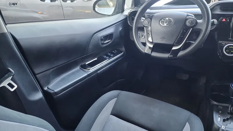 Toyota Prius C 2018