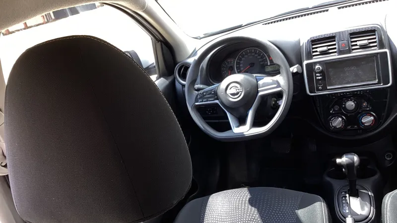 Nissan March 2022