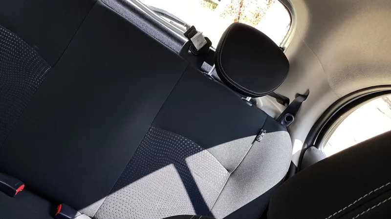 Nissan March 2022