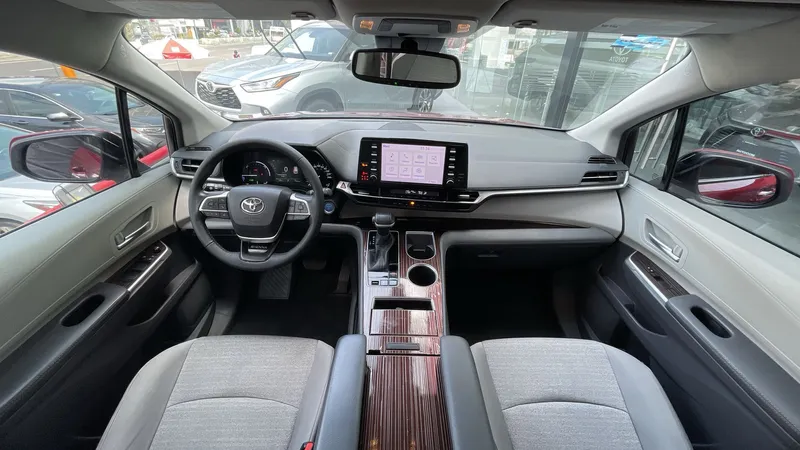 Toyota Sienna 2022