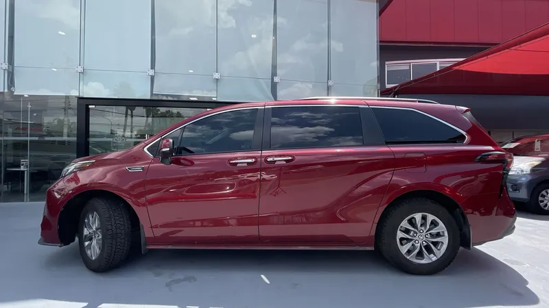 Toyota Sienna 2022