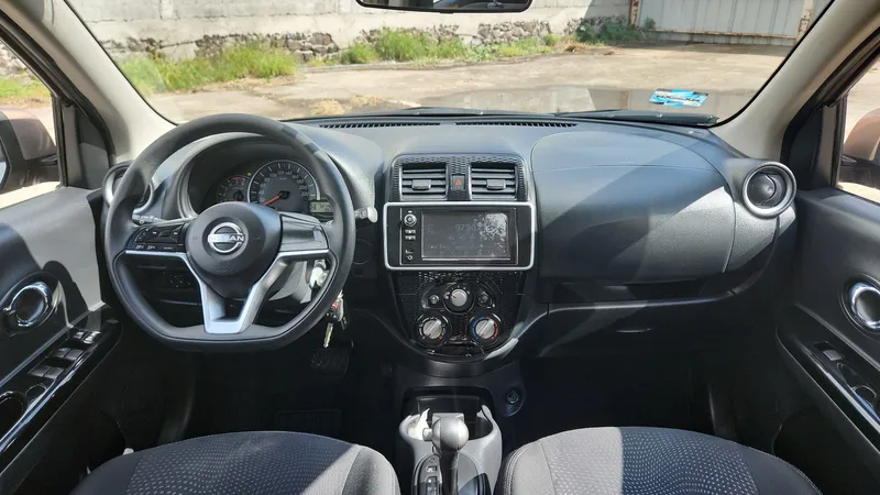 Nissan March 2022