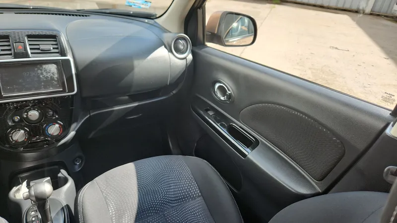Nissan March 2022