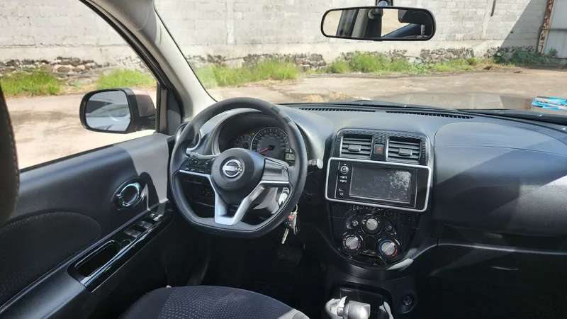 Nissan March 2022