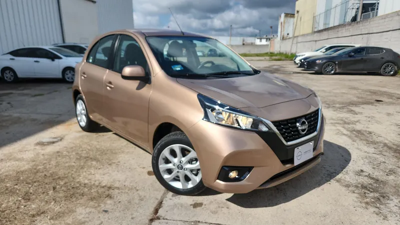 Nissan March 2022