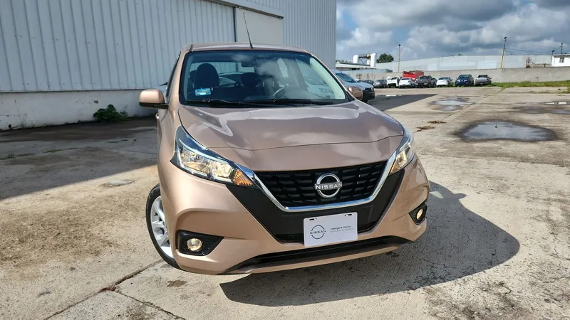 Nissan March 2022