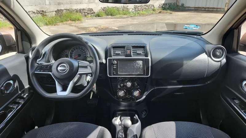 Nissan March 2022