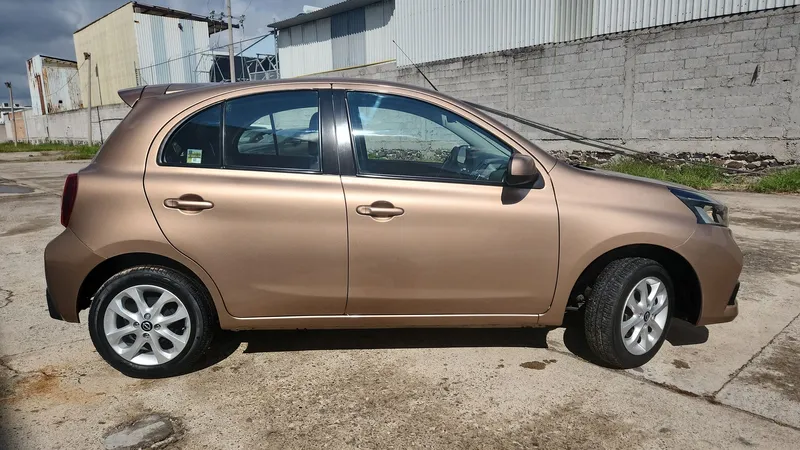 Nissan March 2022