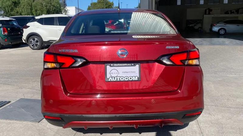 Nissan Versa 2022