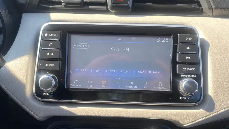 Nissan Versa 2022