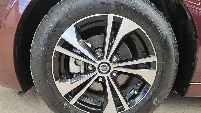 Nissan Sentra 2023