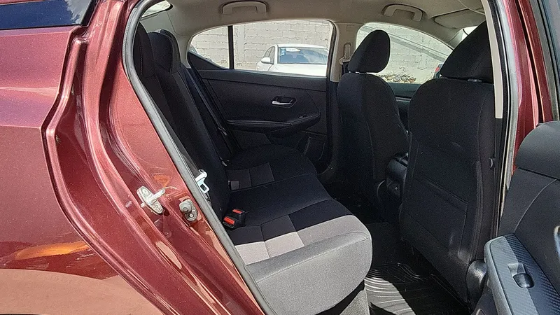 Nissan Sentra 2023