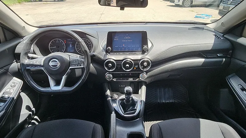 Nissan Sentra 2023