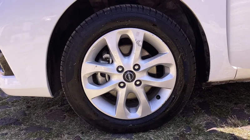 Nissan March 2023