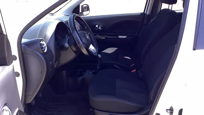 Nissan March 2023