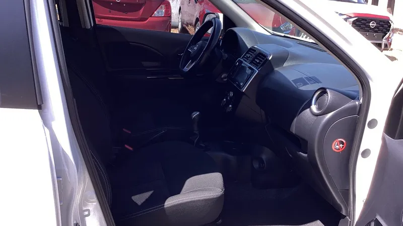 Nissan March 2023