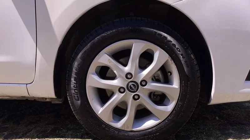 Nissan March 2023