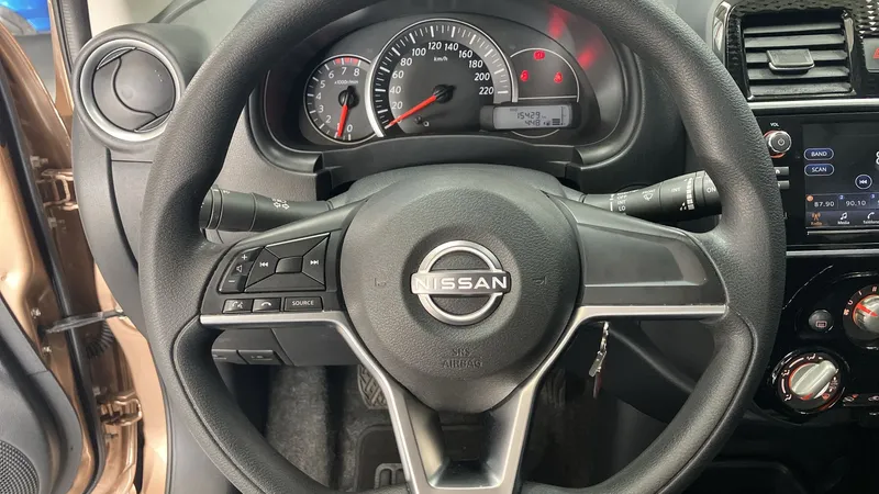 Nissan March 2023