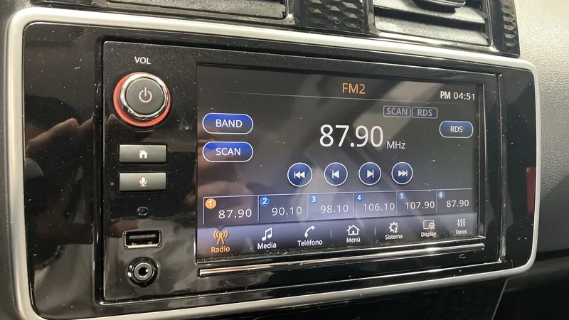 Nissan March 2023