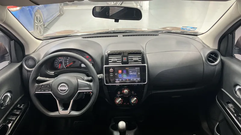 Nissan March 2023