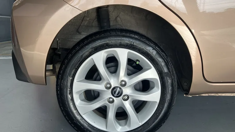 Nissan March 2023