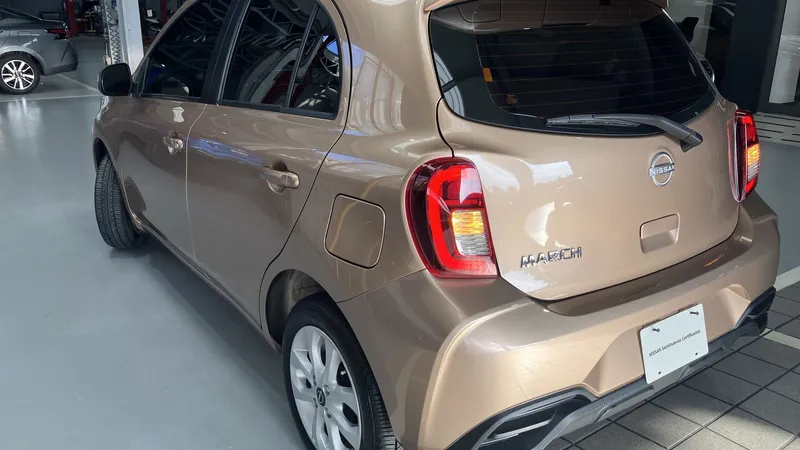 Nissan March 2023