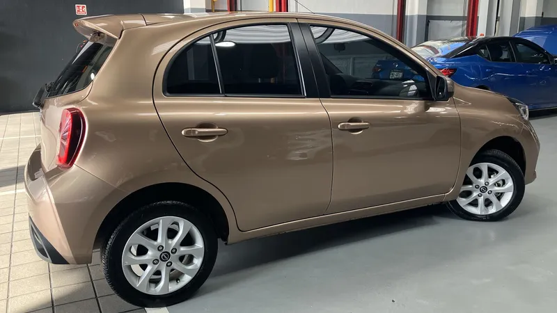 Nissan March 2023