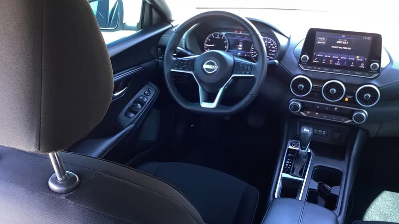 Nissan Sentra 2024