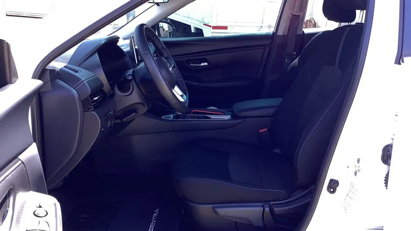 Nissan Sentra 2024