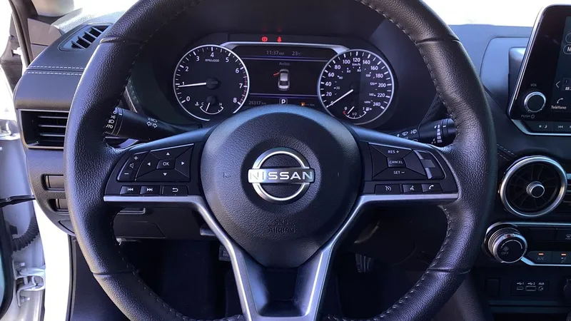 Nissan Sentra 2024