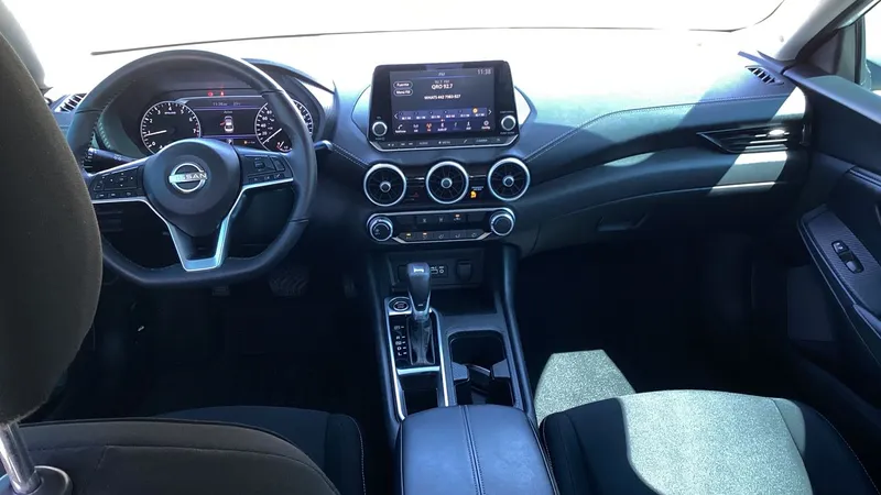 Nissan Sentra 2024