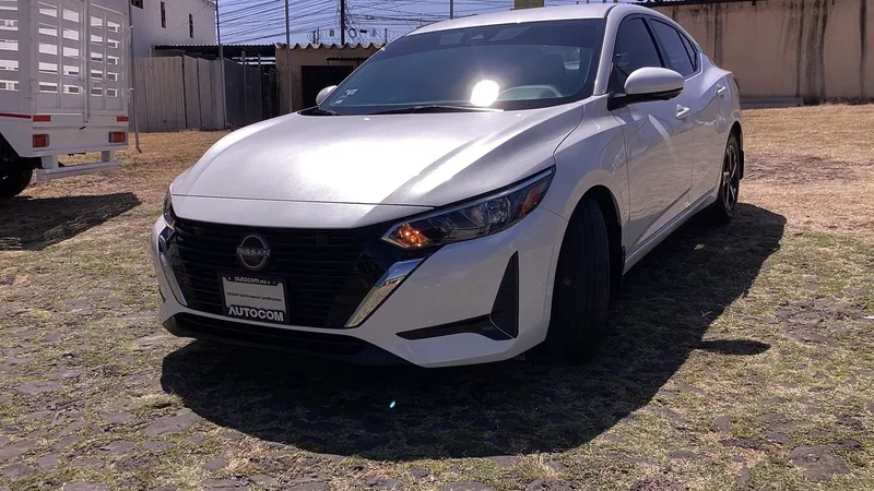 Nissan Sentra 2024