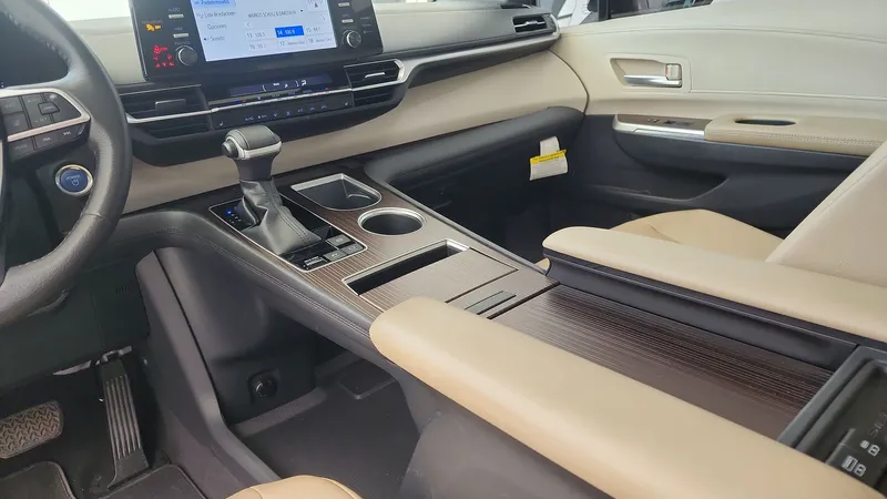 Toyota Sienna 2022