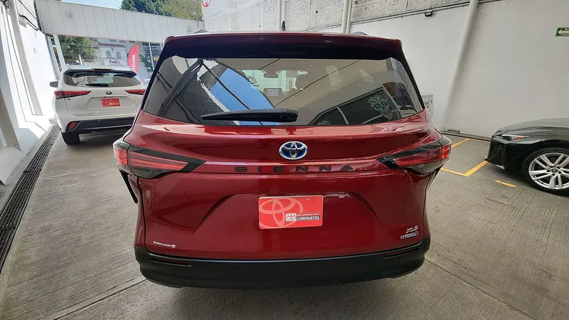 Toyota Sienna 2022