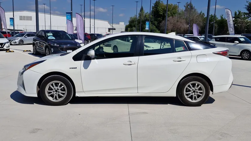 Toyota Prius 2017