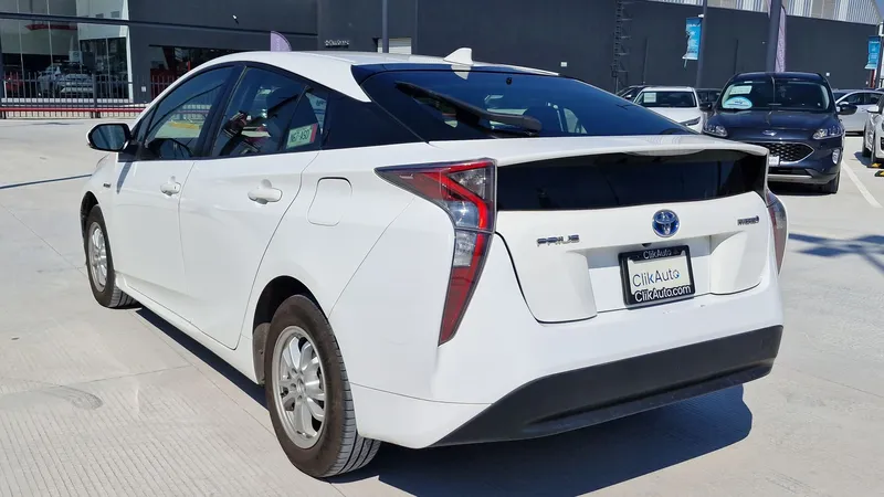 Toyota Prius 2017