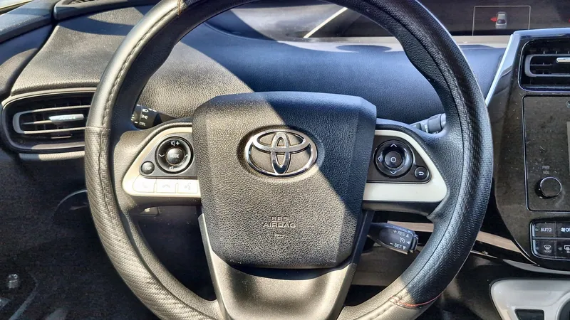 Toyota Prius 2017