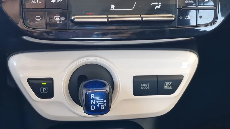 Toyota Prius 2017