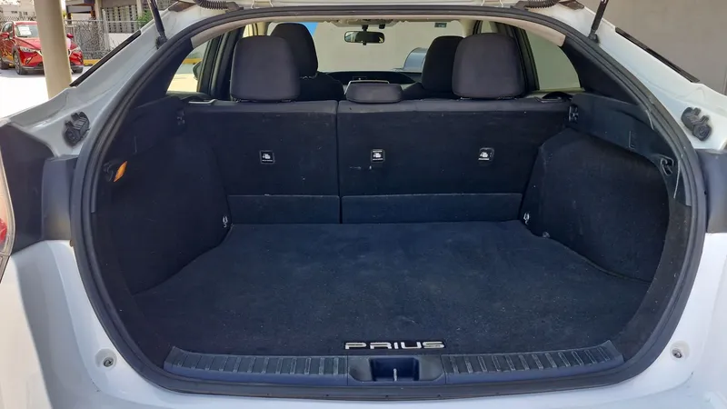 Toyota Prius 2017