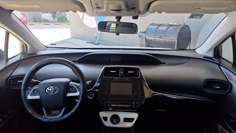 Toyota Prius 2017