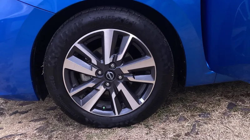 Nissan Versa 2023
